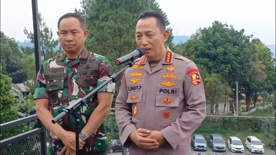 Dipaksa Mundur oleh Masyarakat, Begini Respons Listyo Sigit
