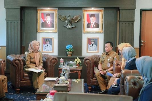 Dukung Optimalisasi Pelayanan dan Pendampingan bagi Penyintas Kanker, Ini Pesan Wagub Jihan!