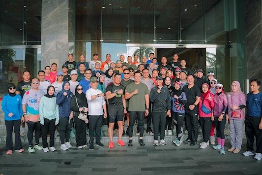 Gubernur Mirza Dampingi Menko Agus Harimurti Yudhoyono dalam Acara Fun Run di Bandar Lampung, Bangun Kolaborasi Lintas Sektor di Lampung sebagai Pintu Masuk Pulau Sumatera