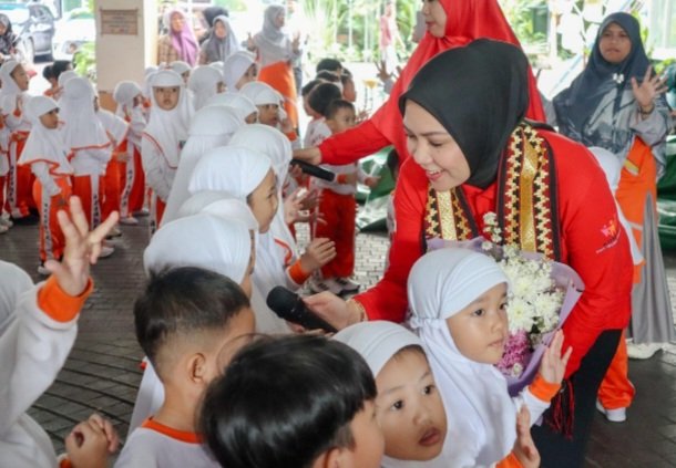 Ketua TP. PKK Lampung Ajak Masyarakat Ciptakan Lingkungan Aman dan Ramah Anak