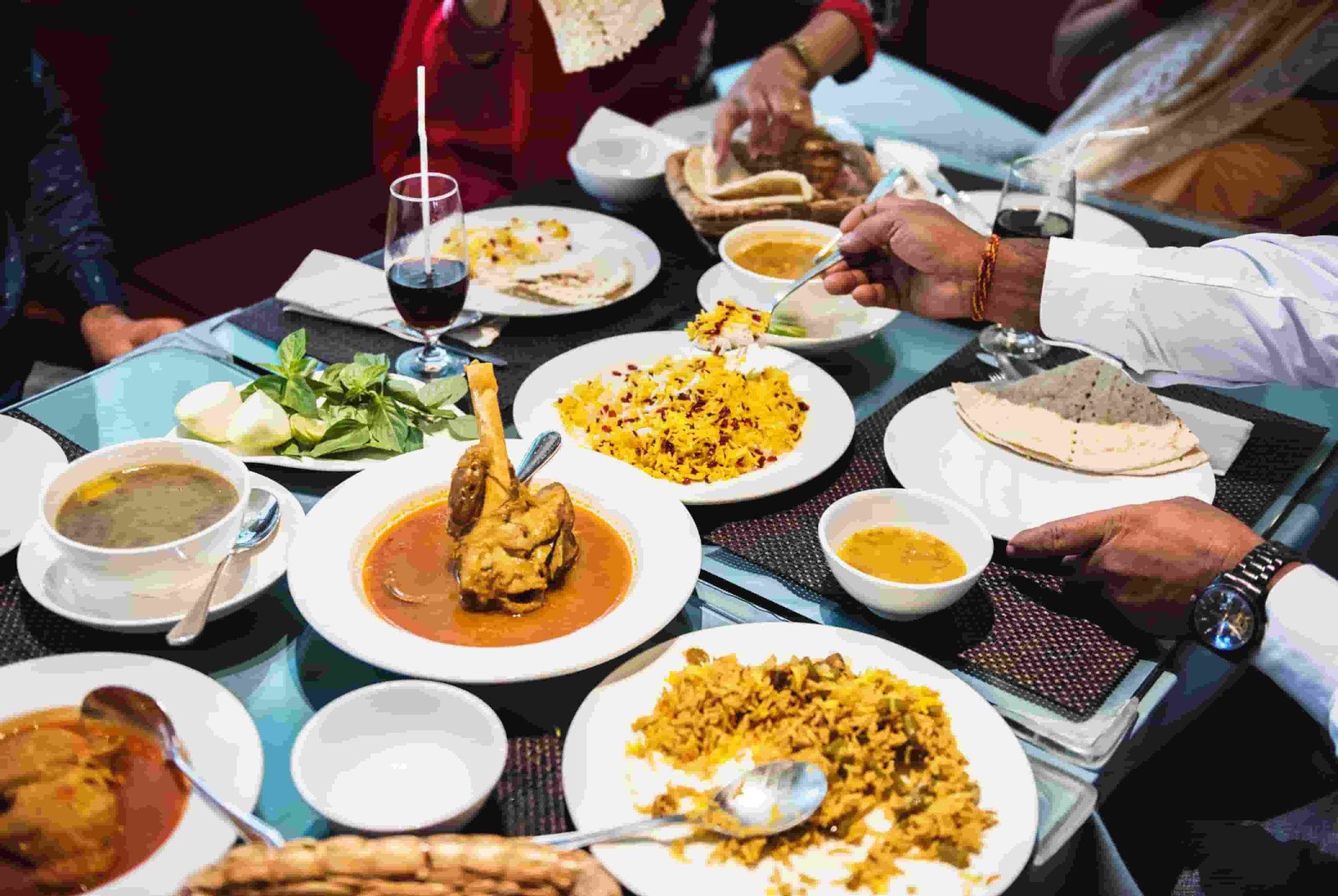 Hindari 6 Kesalahan Makan Saat Lebaran yang Bisa Picu Penyakit Berbahaya