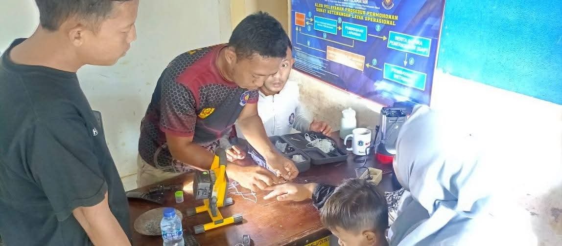 Duh! Cincin Kawin Tak Bisa Dilepas, Ibu di Mesuji Minta Bantuan Damkar
