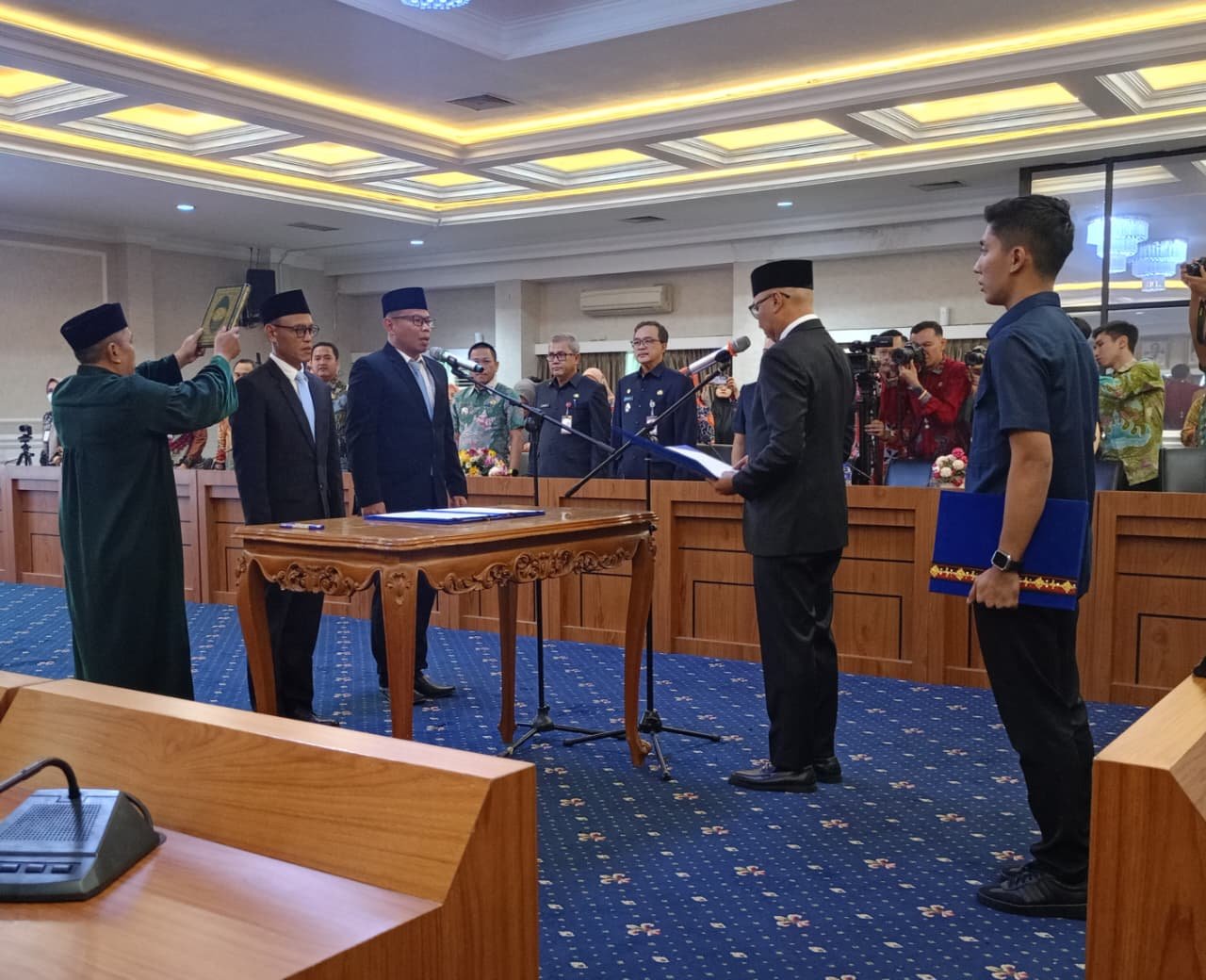 Gubernur Lampung Mirza Lantik Dua Pejabat Eselon II Dilingkungan Pemprov