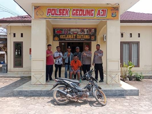 Beraksi di Halaman Kantor Kampung, Maling Motor di Tulang Bawang Ini Dibekuk Saat Kendarai Barang Bukti