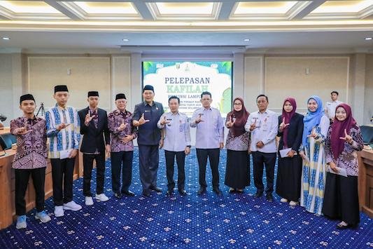 Pemprov Lampung Lepas 36 Kafilah Ikuti Seleksi Tilawatil Qur’an dan Hadist Tingkat Nasional XXVIII Tahun 2025 di Kendari