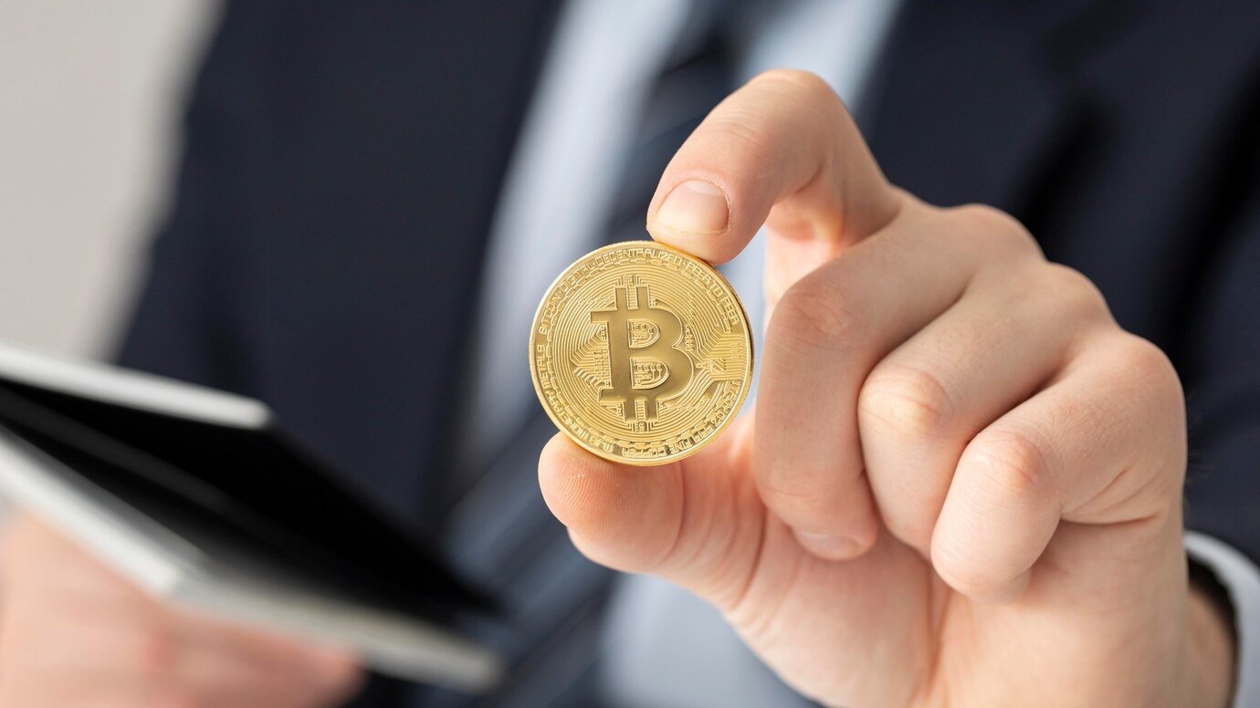 Prediksi Robert Kiyosaki Sebut Bitcoin Lebih Unggul dari Emas dan Perak