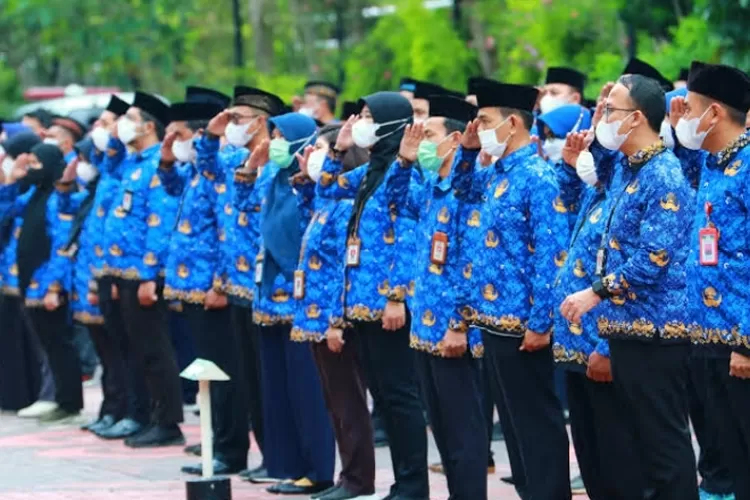 Prabowo Janjikan Gaji PNS Guru, Dosen, hingga TNI/Polri Akan Naik