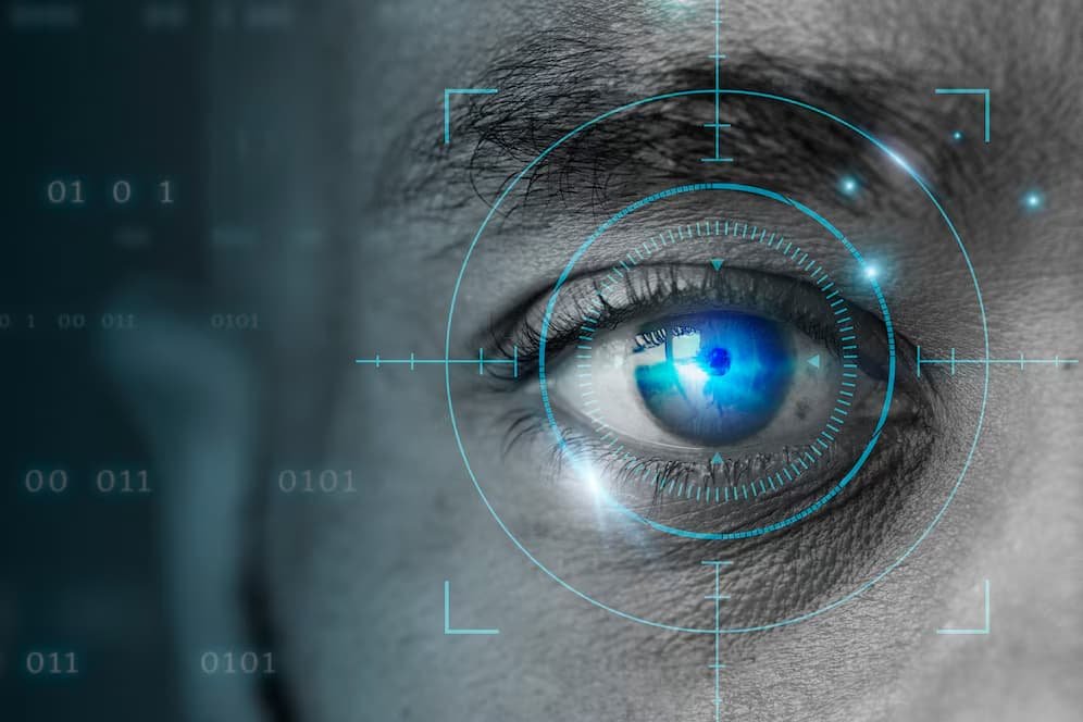 Warga Berbondong Scan Iris Demi Uang dari Worldcoin, Ini Penjelasan dan Risikonya