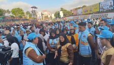 Gelaran APEKSI Outlook 2025 berlangsung meriah. Walikota Bandar Lampung Eva Dwiana menyuguhkan sajian kuliner produksi UMKM setempat, juga mengajak para walikota dari 56 daerah se-Indonesia menyaksikan pemandangan kota. 