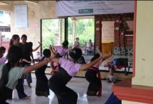 Murid sanggar tari Sekar Wawai berasal dari beragam etnis dan agama. (Foto: Notis.co.id)