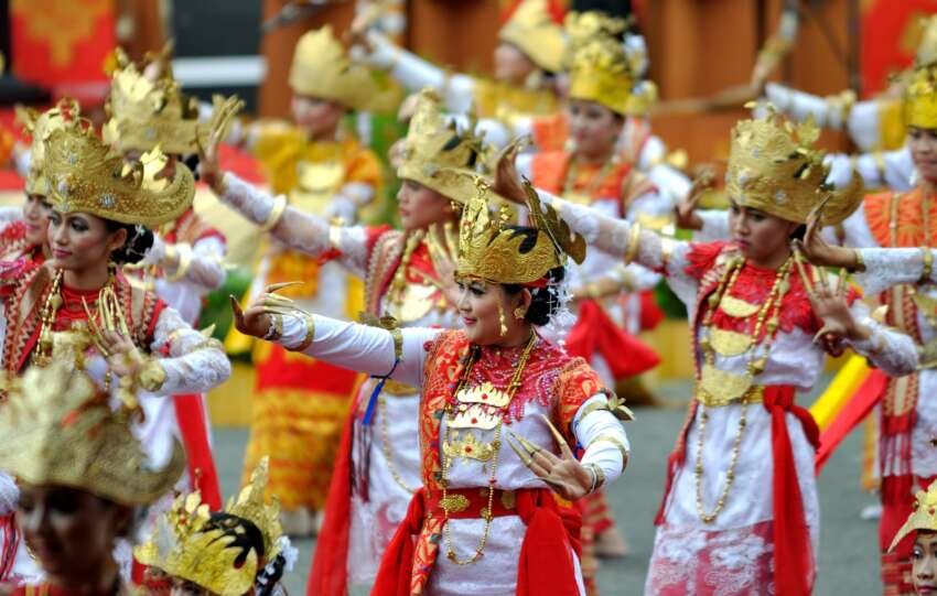 Parade budaya menjadi andalan pada berbagai kegiatan di Bandar Lampung. (Foto: ist)