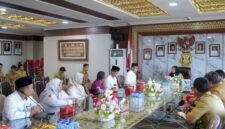 Rektor UIN Raden Intan Lampung (RIL) Wan Jamaluddin saat diterima Wali Kota Eva Dwiana.(Foto: ist)