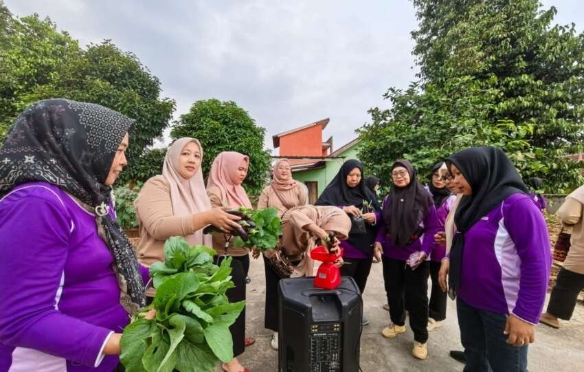KWT Kelurahan Labuhan Ratu Raya, salah satu KWT sukses terapkan urban farming.(foto: Notis)