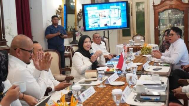 Wali Kota Bandar Lampung Eva Dwiana menghadiri rangkaian agenda APEKSI di Solo.(foto: ist)